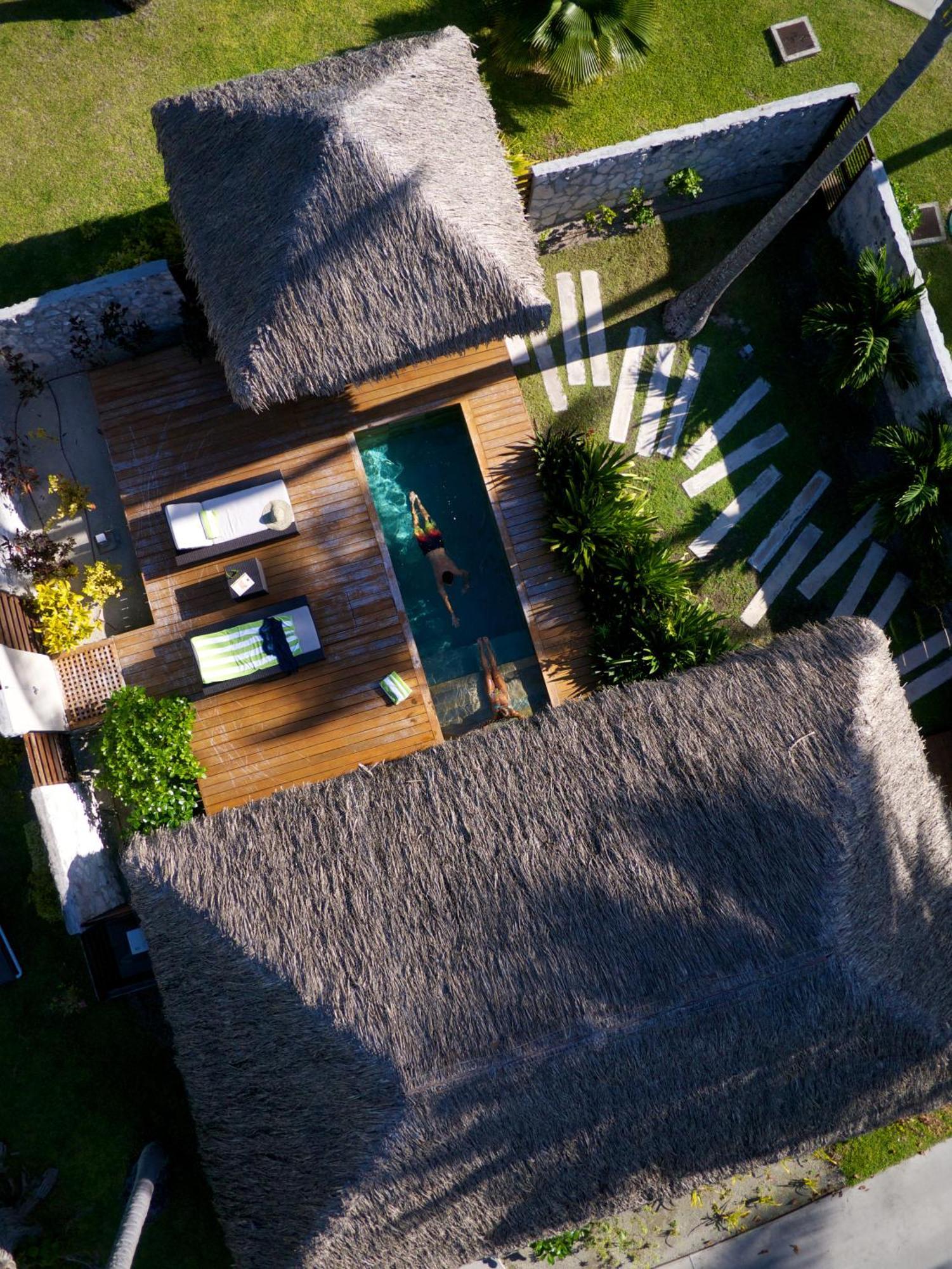 Hotel Kia Ora Resort & Spa Avatoru Exterior photo