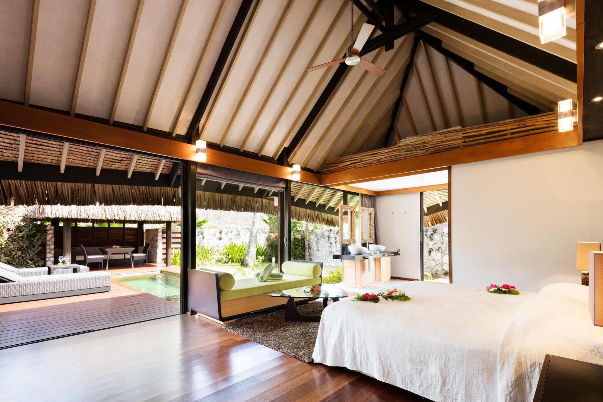 Hotel Kia Ora Resort & Spa Avatoru Exterior photo